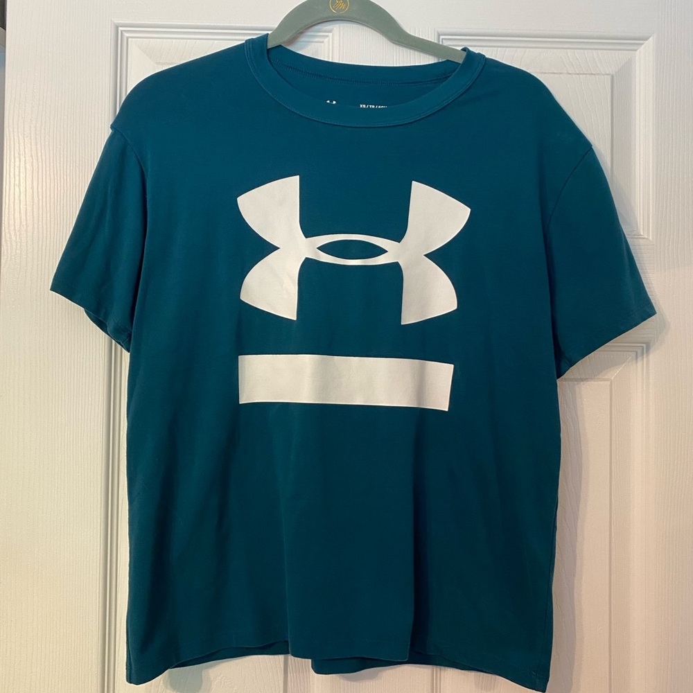 Women’s Under Armour T-Shirt